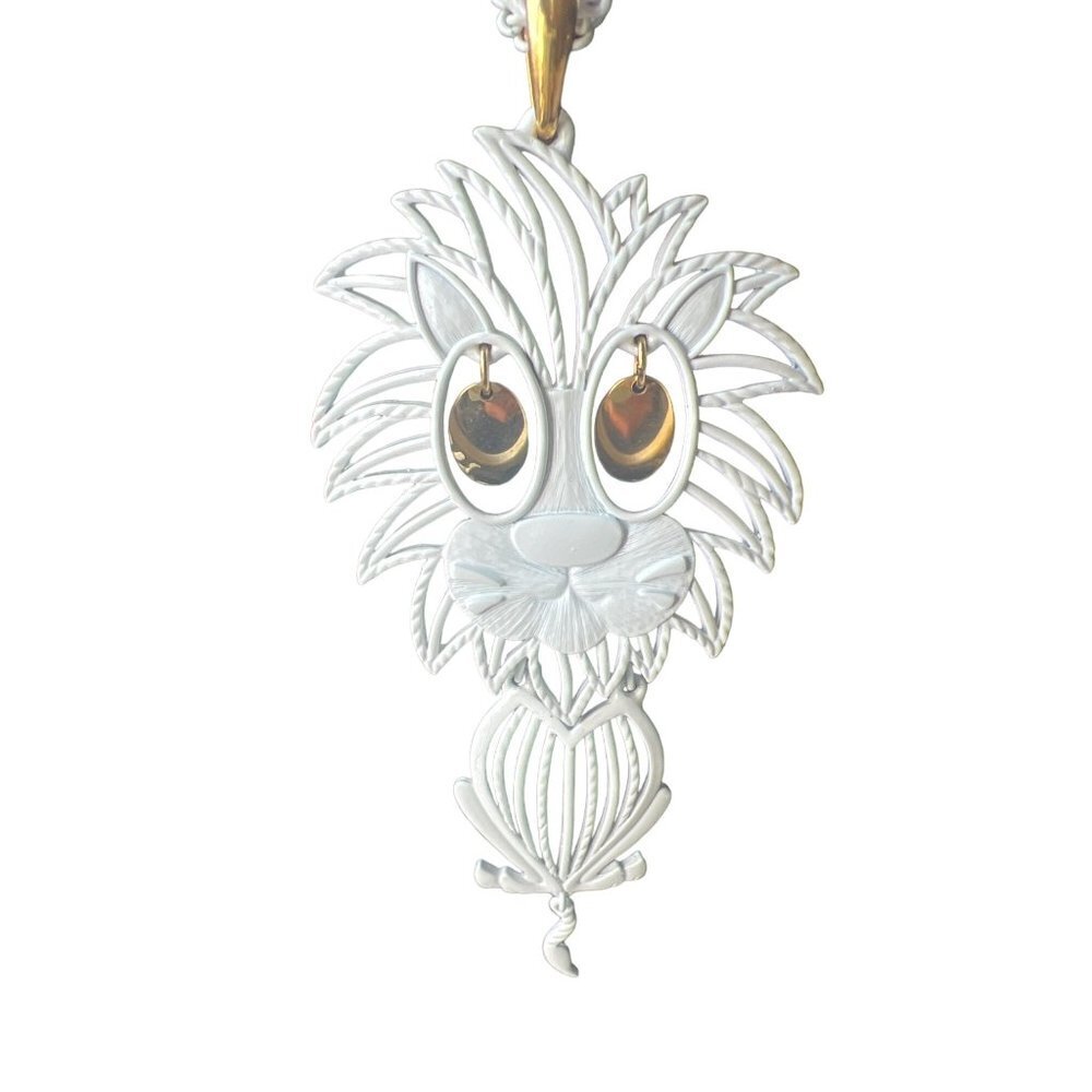 Alan Vintage Lion Character Articulated Pendant Necklace White Chains Gold Eyes